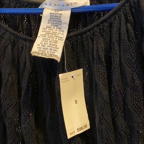 Brand new Max Studio bat wing top - Picture 4 of 4